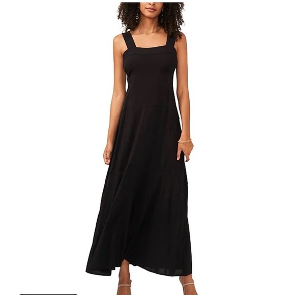 Vince Camuto Dresses & Skirts - Vince Camuto Black Square Neck Sleeveless Maxi Swing Dress